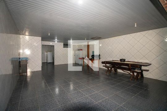 Garagem de casa para alugar com 3 quartos, 287m² em Sarandi, Porto Alegre