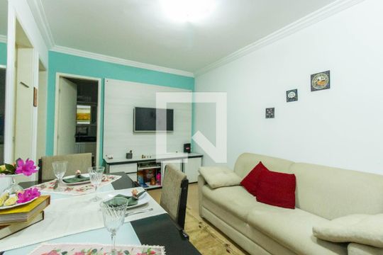 Sala de apartamento para alugar com 2 quartos, 51m² em Cidade Líder, São Paulo