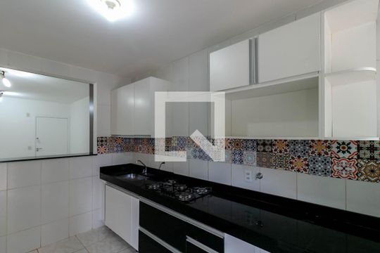 Cozinha de apartamento para alugar com 3 quartos, 150m² em Buritis, Belo Horizonte