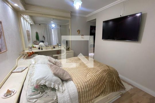 Suíte de apartamento à venda com 3 quartos, 144m² em Vila Galvão, Guarulhos