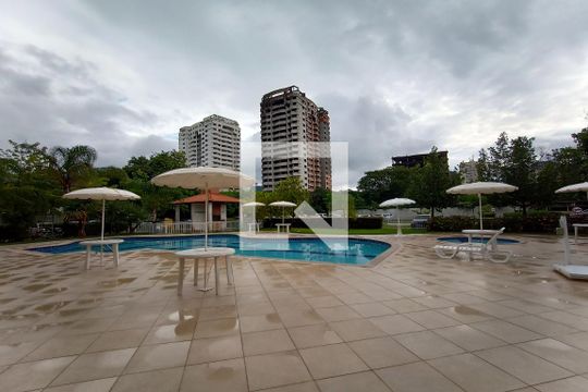 Área comum - Piscina de apartamento para alugar com 2 quartos, 65m² em Recreio dos Bandeirantes, Rio de Janeiro