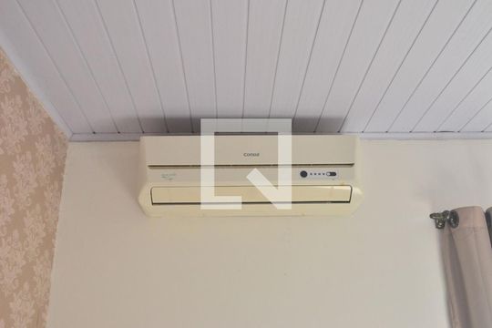 Ar condicionado de casa de condomínio à venda com 2 quartos, 70m² em Nossa Senhora das Graças, Canoas
