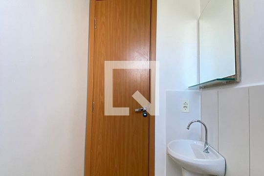 Banheiro de apartamento para alugar com 2 quartos, 42m² em Operário, Novo Hamburgo