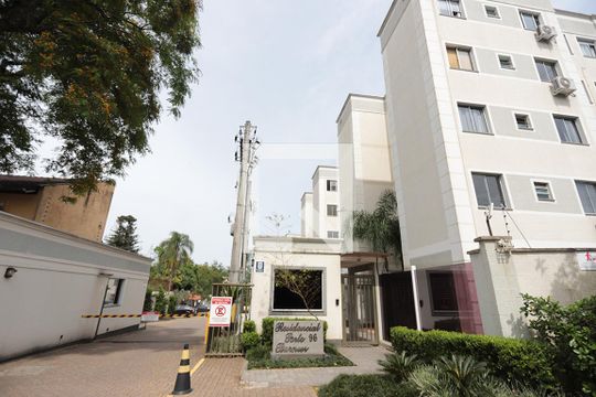 Fachada do Condomínio de apartamento para alugar com 2 quartos, 42m² em Operário, Novo Hamburgo