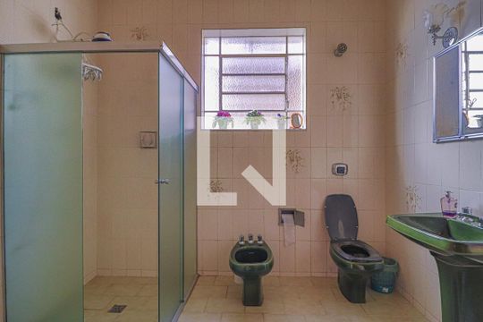 Banheiro Social de casa à venda com 6 quartos, 360m² em Cachoeirinha, Belo Horizonte
