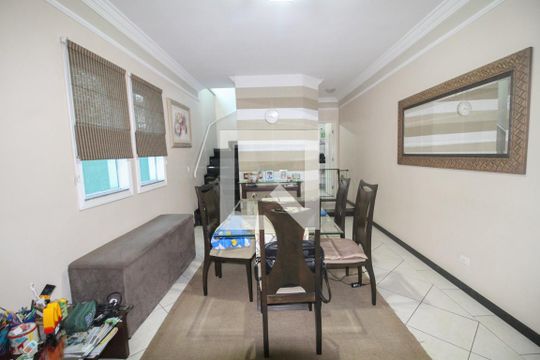 Casa à venda com 4 quartos, 200m² em Tucuruvi, São Paulo