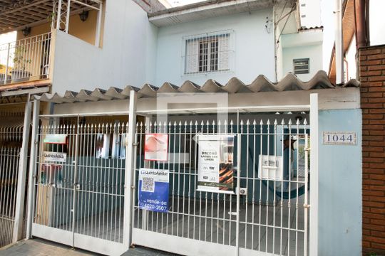 Fachada de casa à venda com 3 quartos, 180m² em Perdizes, São Paulo