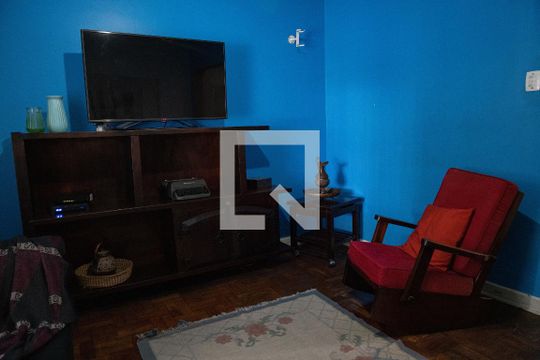 Sala de casa à venda com 3 quartos, 180m² em Perdizes, São Paulo