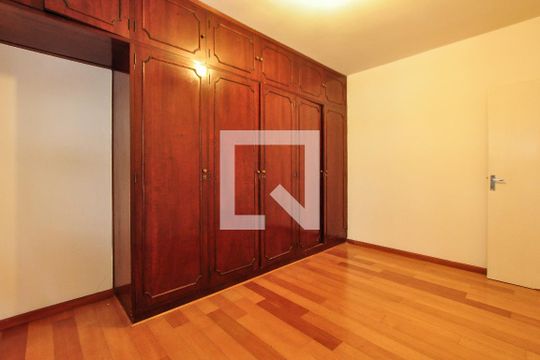 Quarto de apartamento à venda com 1 quarto, 50m² em Cerqueira César, São Paulo