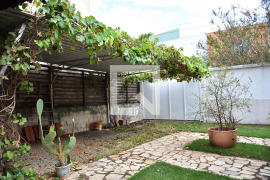 Garagem de casa para alugar com 3 quartos, 250m² em Jardim Residencial Firenze, Hortolândia