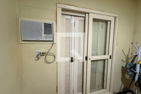 Quarto 2 de casa para alugar com 3 quartos, 120m² em Loteamento Parque Recreio, São Leopoldo
