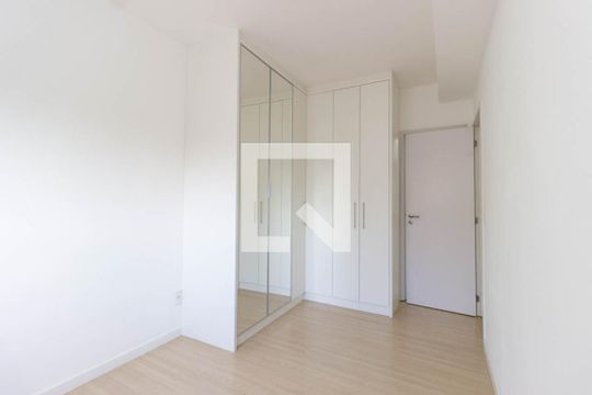 Suíte de apartamento à venda com 2 quartos, 70m² em Vila Nova Mazzei, São Paulo