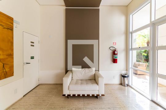Hall de entrada de apartamento à venda com 2 quartos, 70m² em Vila Nova Mazzei, São Paulo