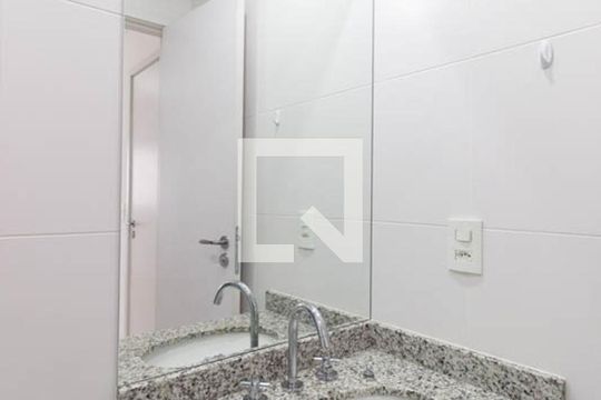 Banheiro Suíte de apartamento à venda com 2 quartos, 70m² em Vila Nova Mazzei, São Paulo