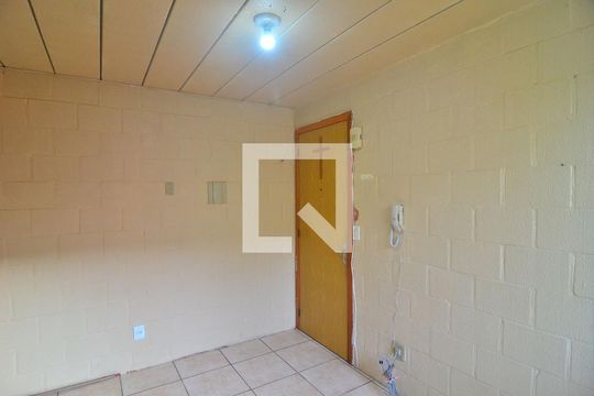 Sala de apartamento à venda com 2 quartos, 39m² em Mato Grande, Canoas
