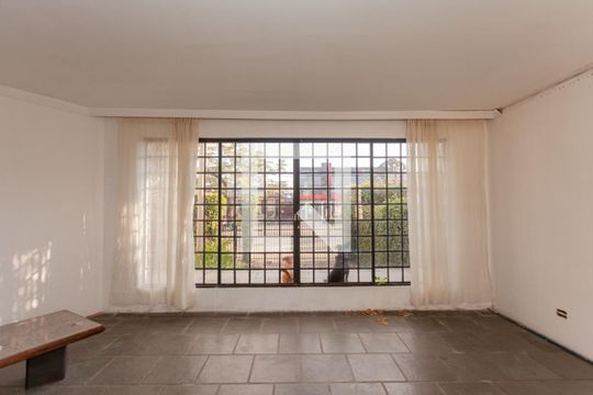 Sala 2 de casa para alugar com 5 quartos, 460m² em Boa Vista, Curitiba