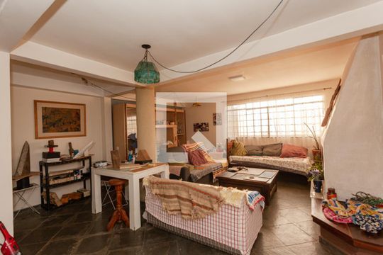 Sala 3 de casa para alugar com 5 quartos, 460m² em Boa Vista, Curitiba
