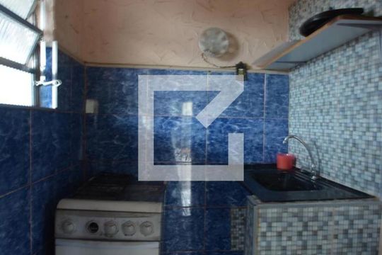 Cozinha de apartamento para alugar com 1 quarto, 40m² em Brás de Pina, Rio de Janeiro