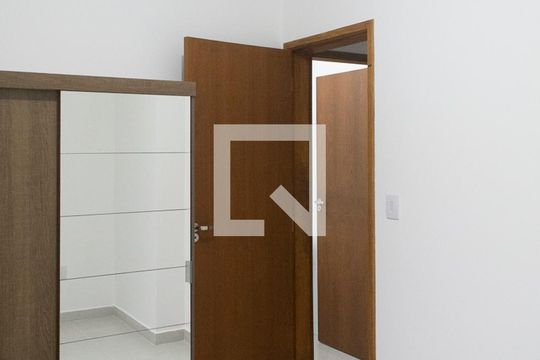 Quarto 1 de casa de condomínio para alugar com 2 quartos, 72m² em Vila Nova Cachoeirinha, São Paulo