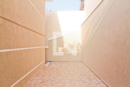 Área Externa de casa de condomínio para alugar com 2 quartos, 72m² em Vila Nova Cachoeirinha, São Paulo