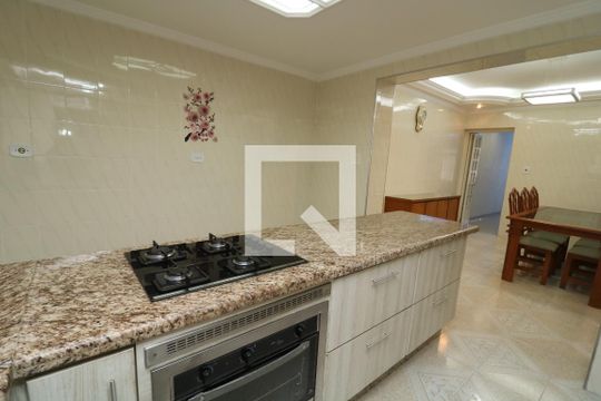 Cozinha de casa à venda com 3 quartos, 140m² em Vila Ivone, São Paulo