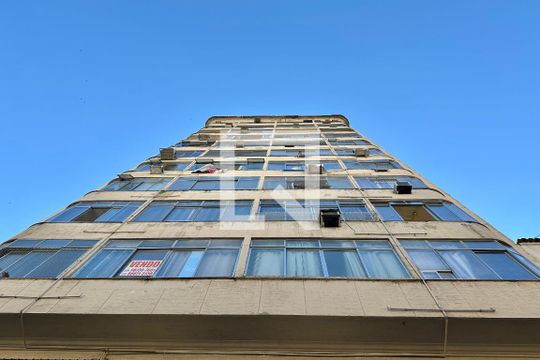 Fachada de kitnet/studio para alugar com 1 quarto, 26m² em Centro, Rio de Janeiro