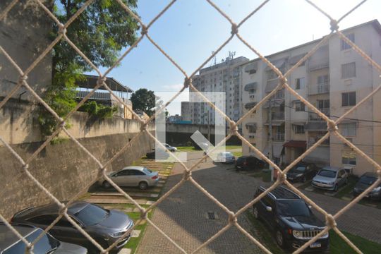 Vista do Quarto 2 de apartamento à venda com 3 quartos, 57m² em Cordovil, Rio de Janeiro