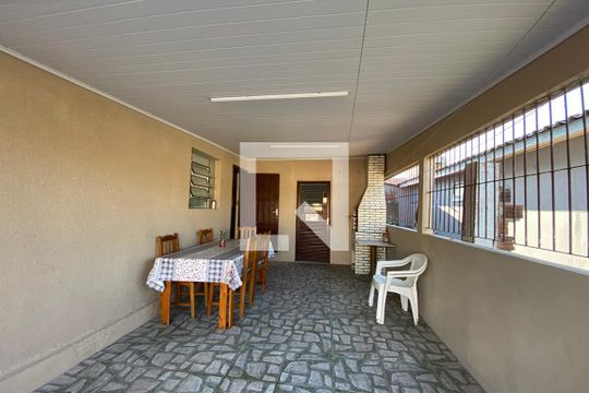 Garagem de casa à venda com 2 quartos, 150m² em Campina, São Leopoldo
