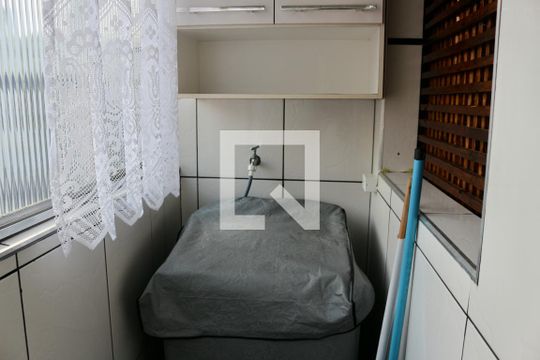 Área de Serviço de apartamento para alugar com 2 quartos, 70m² em Vila Julia, Guarujá