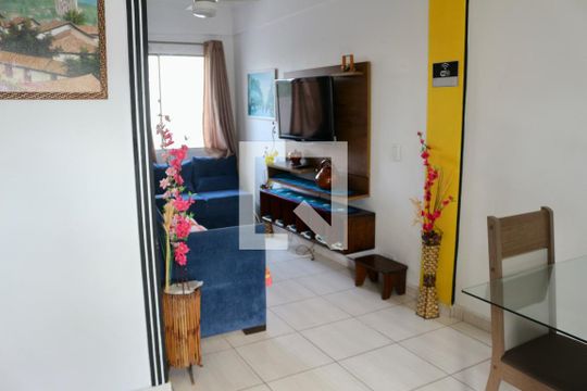 Sala de apartamento para alugar com 2 quartos, 70m² em Vila Julia, Guarujá