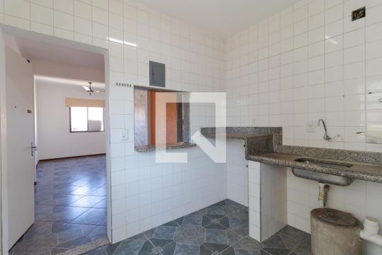 Cozinha de apartamento à venda com 2 quartos, 65m² em Vila Marieta, Campinas