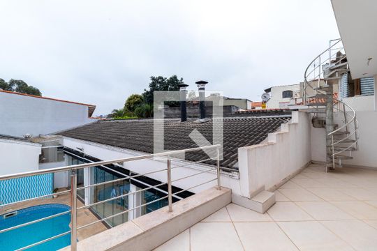 Varanda da Suíte 2 e 3 de casa à venda com 3 quartos, 700m² em Jardim Franca, São Paulo