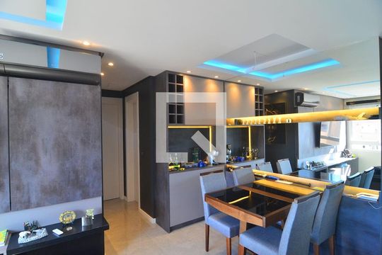 Cozinha de apartamento à venda com 2 quartos, 52m² em Fátima, Canoas