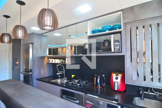Cozinha de apartamento à venda com 2 quartos, 52m² em Fátima, Canoas