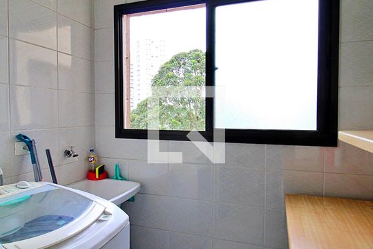 Área de Serviço de apartamento para alugar com 3 quartos, 80m² em Vila Apiai, Santo André