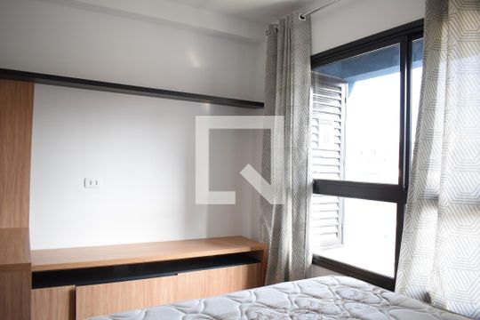 Quarto de apartamento para alugar com 1 quarto, 19m² em Rebouças, Curitiba