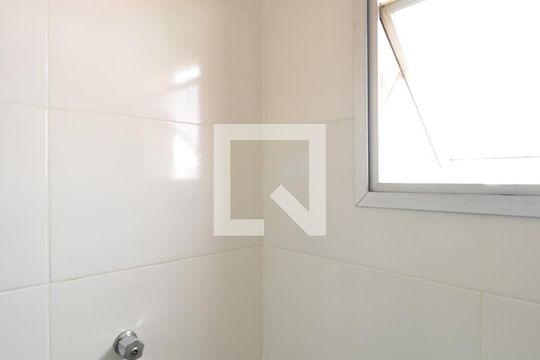 Banheiro Social de apartamento à venda com 2 quartos, 48m² em Vila Santa Catarina, São Paulo
