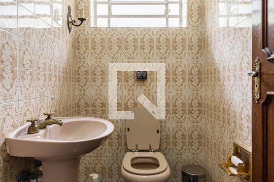 Lavabo de casa à venda com 4 quartos, 250m² em Vila Tramontano, São Paulo
