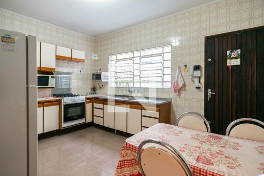 Cozinha de casa à venda com 2 quartos, 121m² em Jardim Peri, São Paulo