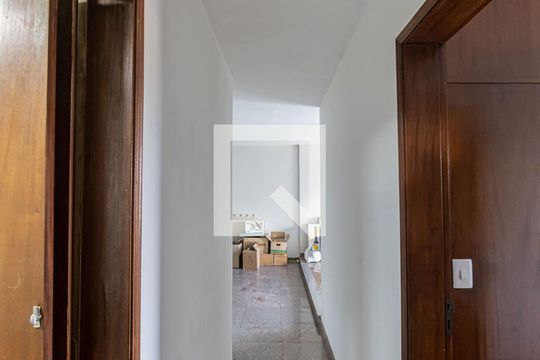 Corredor de apartamento à venda com 3 quartos, 106m² em Chácara Califórnia, São Paulo
