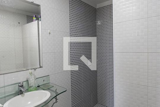 Banheiro Suite de apartamento à venda com 3 quartos, 106m² em Chácara Califórnia, São Paulo