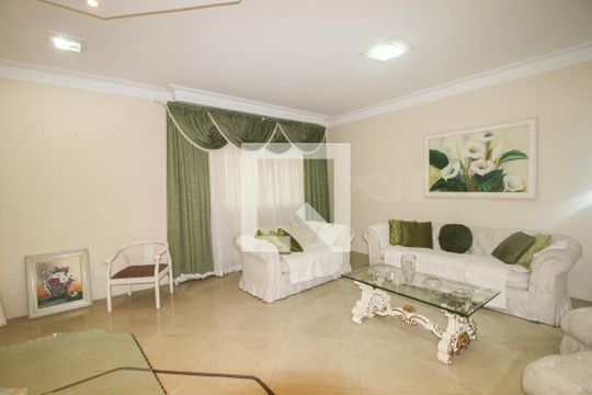 Sala de casa à venda com 4 quartos, 300m² em Jardim Franca, São Paulo