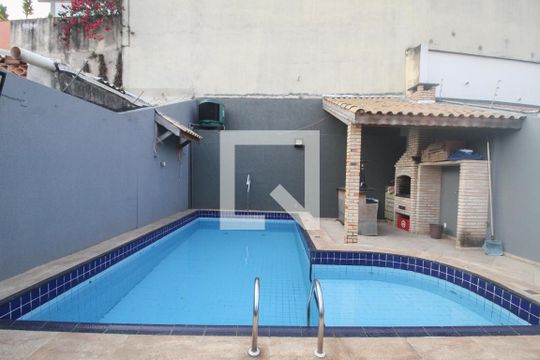 Área comum de casa à venda com 4 quartos, 300m² em Jardim Franca, São Paulo