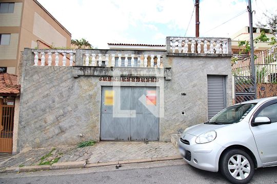 Fachada de casa à venda com 4 quartos, 198m² em Paulicéia, São Bernardo do Campo