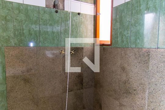 Banheiro da Suíte de casa à venda com 4 quartos, 200m² em Vila Santa Clara, São Paulo