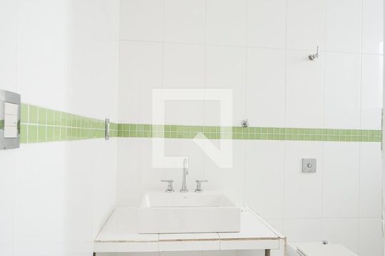 Banheiro da suíte 01 de casa à venda com 6 quartos, 307m² em Vila Gomes Cardim, São Paulo