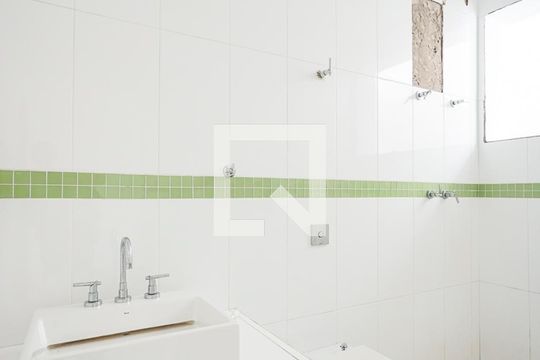 Banheiro da suíte 01 de casa à venda com 6 quartos, 307m² em Vila Gomes Cardim, São Paulo