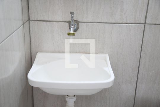 Detalhe da area de serviço de casa para alugar com 1 quarto, 30m² em Caiçara, Praia Grande