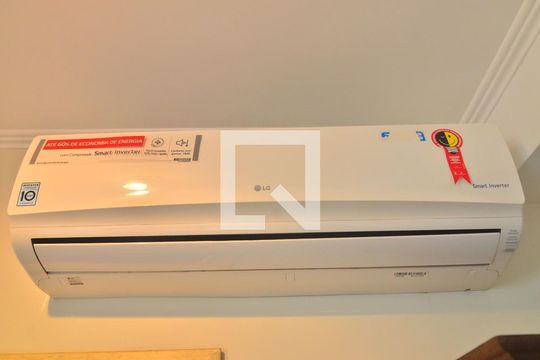 Ar condicionado de casa à venda com 5 quartos, 240m² em Nossa Senhora das Gracas, Canoas