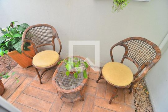 Varanda Suíte 1 de casa à venda com 5 quartos, 240m² em Nossa Senhora das Gracas, Canoas